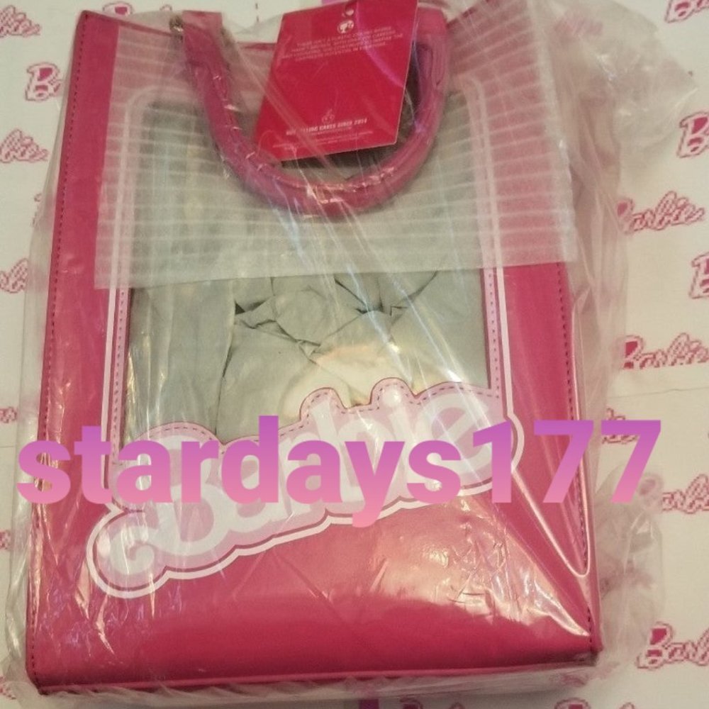 cakeworthy barbie box bag / purse